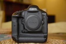 Canon EOS 1DX MK1 Professional DSLR Camera Body, Shutter Count 177,000