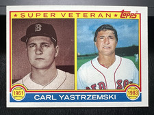 1983 Topps - Super Veteran Carl Yastrzemski #551