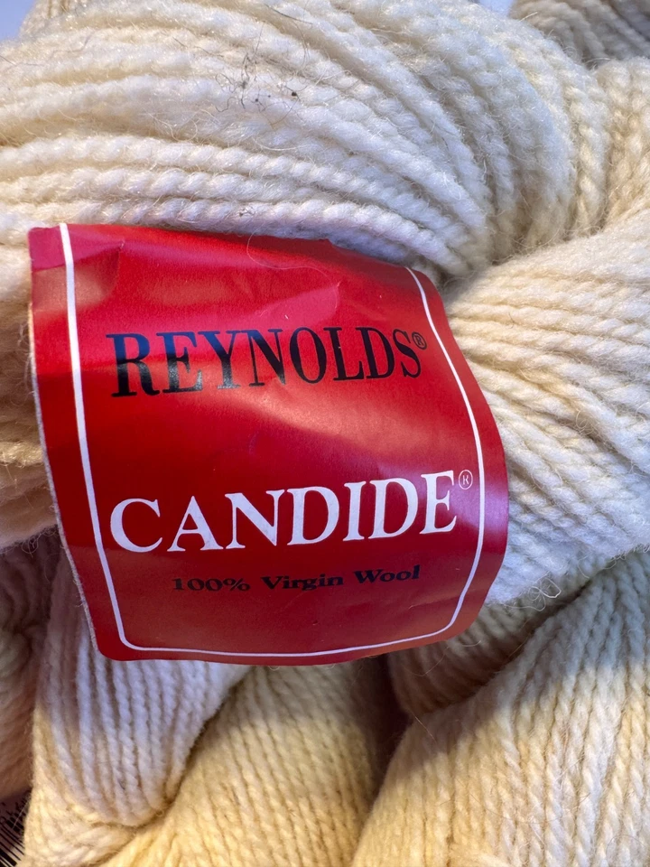 REYNOLDS CANDIDE YARN - 6 Skeins Off White Aran 194yds ea 100% Wool NOS - Image 2 of 4
