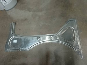 DAMAGED Peterbilt 379 Extended Inner Panel - Left 13-03577L