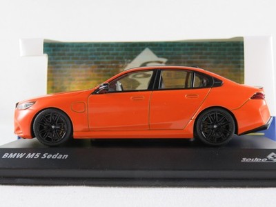 Solido S4317552 BMW M5 Limousine (2024) in fire orange III 1:43 NEU/OVP