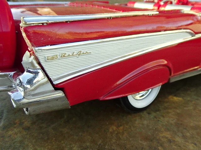 ERTL** 1957 Rare CHROME FINS CHEVY BELAIR CONVT~Matador Red & Silver Int 1:18 - Image 3 of 4
