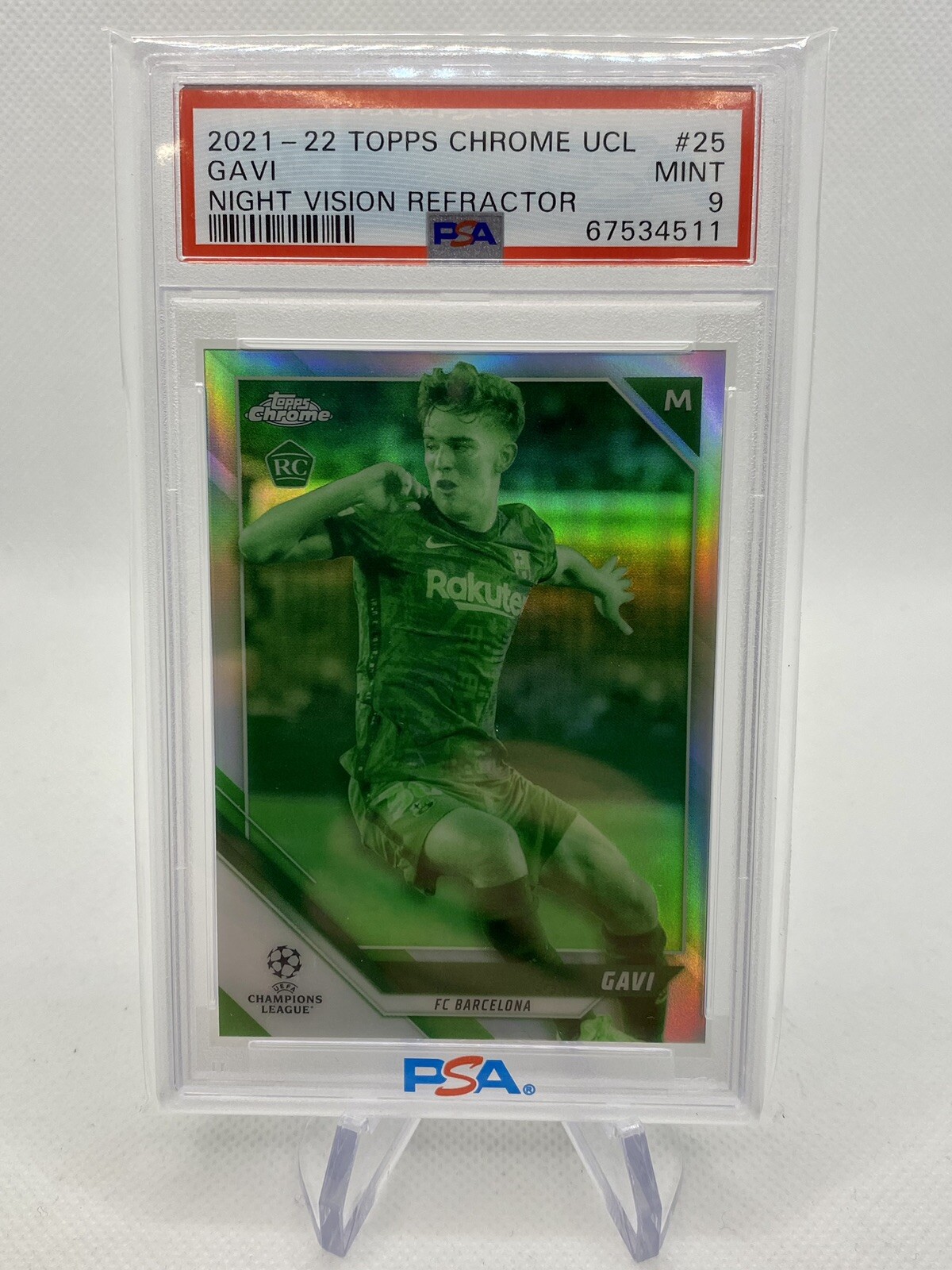 GAVI 2021-22 Topps Chrome UEFA NIGHT VISION REFRACTOR /225 Rookie Card PSA 9 RC