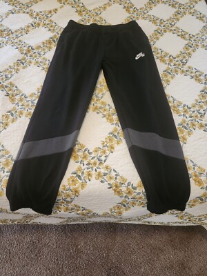 nike sb black joggers