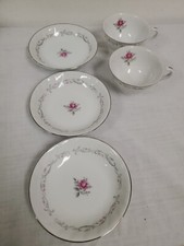 Vintage Japan Royal Swirl Cups & Dessert Berry Fruit Bowls 5 pcs Pink Roses