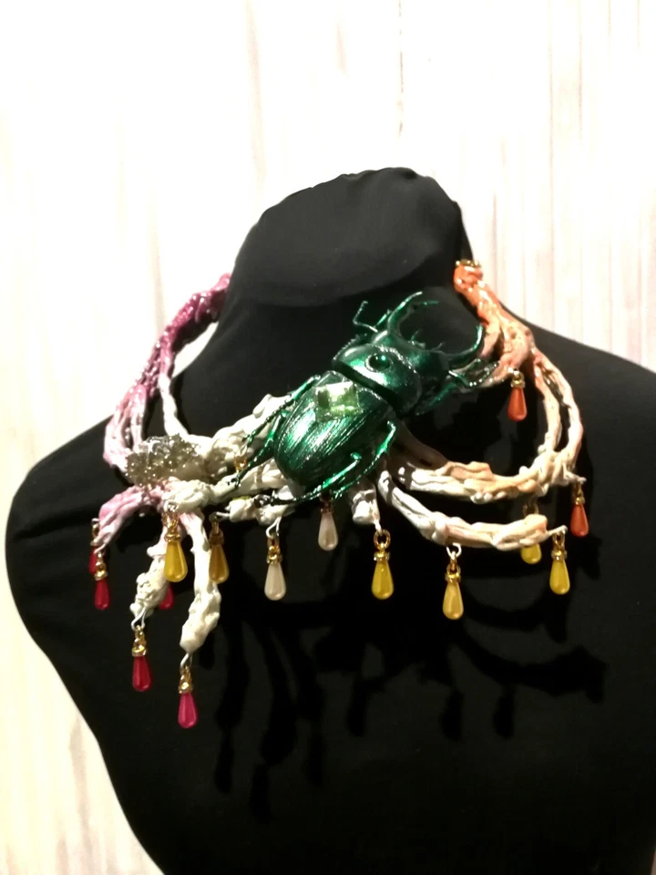 Collar Mujer Distintivo Joyería Escarabajo Art Deco Moda Accesorios Babero Fugitivo Foto 4 de 4