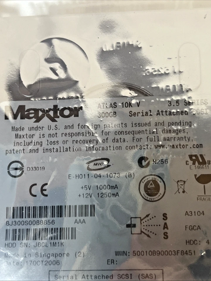 Maxtor 8J300S0088856 Atlas 10K V 300GB 10000RPM 16MB 3.5" Internal Hard Driv NEW - Image 3 of 4