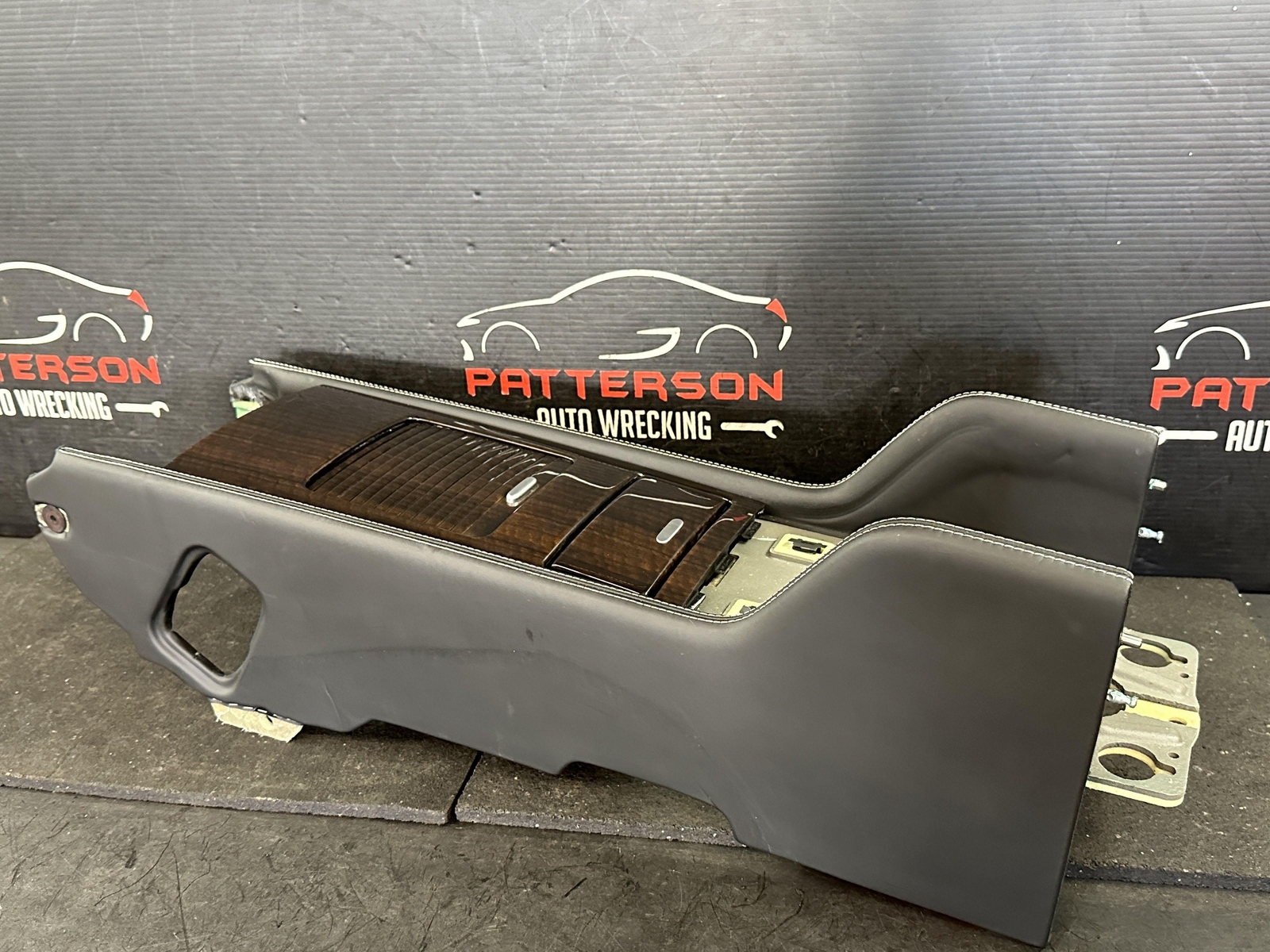 03-18 BENTLEY CONTINENTAL GT REAR FLOOR CONSOLE BLACK 3W8858337