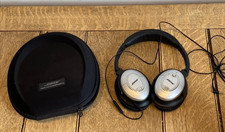 Bose Quiet Comfort 15 QC15 Noise Cancelling Headphones With Travel Case