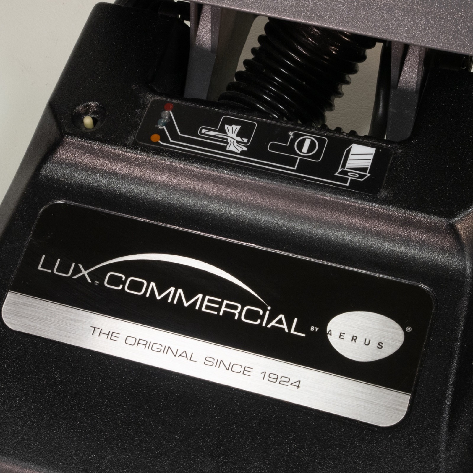 ElectroLux Aerus Lux Commercial Upright Vacuum Cleaner U129X Strong Clean Unit