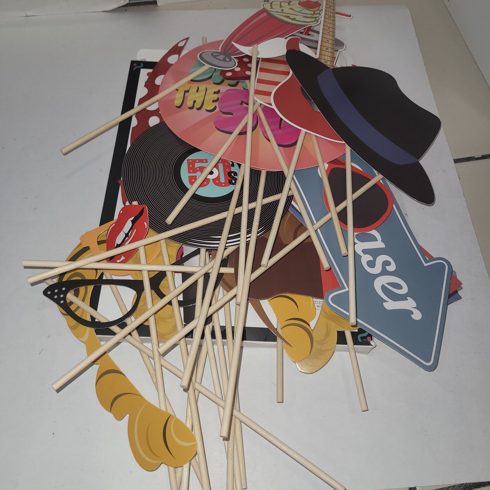 50s Photo Booth Props, 39pcs 50s Party Photo Props, 1950s Decorations