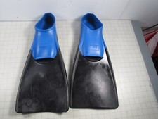 1-pair Sea Sports Swimming Snorkel Floating Flippers Fins Size US 11-12 NEW