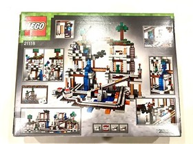 LEGO Minecraft: The Mine (21118) New Retired Rare Creeper Zombie Steve Spider