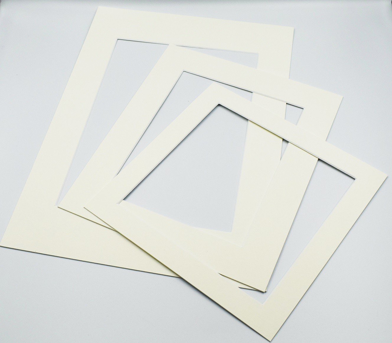 Ivory Photo Picture Frame Mounts Bevel Cut 1.4mm White Core Mount board
