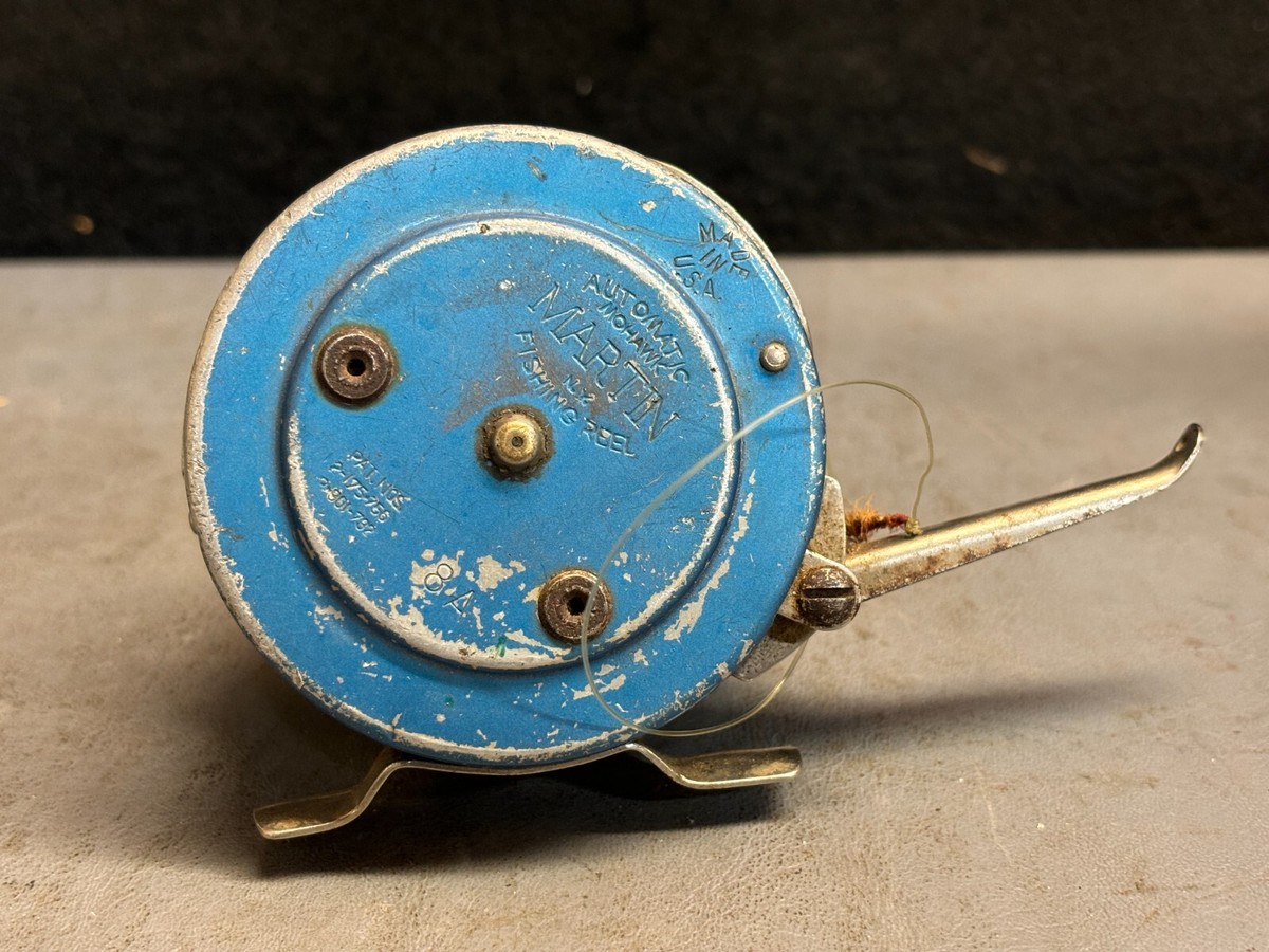VINTAGE Martin Mohawk No. 8A BLUE Automatic Fly Fishing Reel