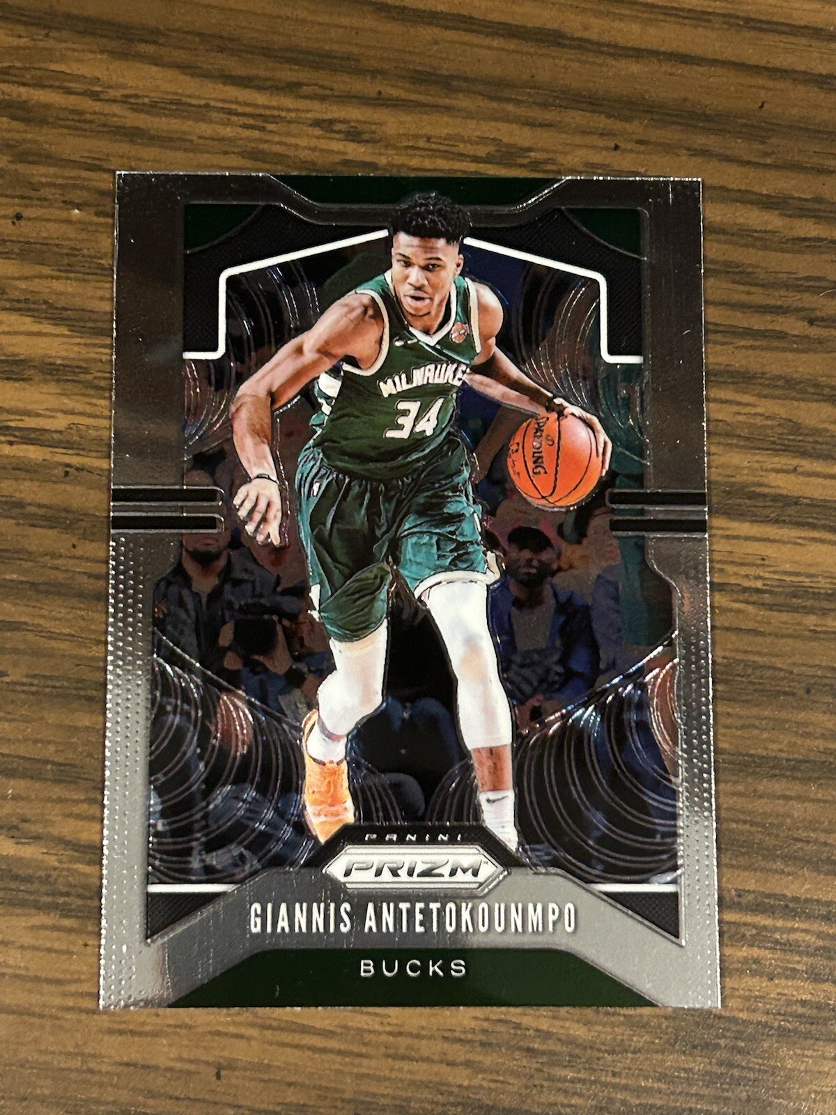 2019-20 Panini Prizm Giannis Antetokounmpo Milwaukee Bucks Card #152
