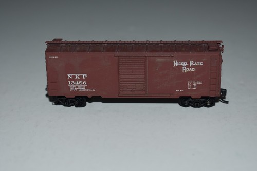 N Scale Kadee Nickel Plate Road 40' Single Door Boxcar 13456 C42728 | Zustand: Used