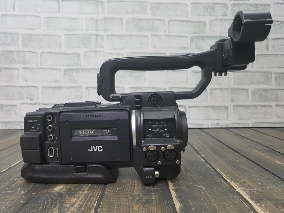 JVC GY-HD100 HDV MiniDV Camcorder ** ONLY ** FOR PARTS / REPAIR ** READ INFO ** - Image 4 of 4