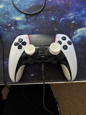 DualSense Edge  Wireless-Controller für PS5 - Individuelles Spielerlebnis in