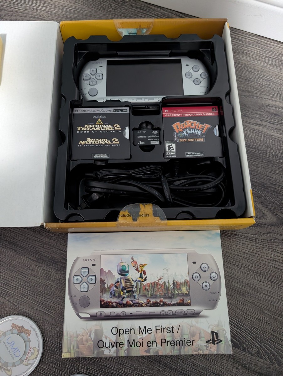 Sony PSP 3000 Ratchet & Clank Limited Edition Bundle Mystic Silver