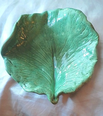 Pretty Lettuce Green Leaf Shaped Handmade Ceramic Trinket/Salad Dish. Food Safe