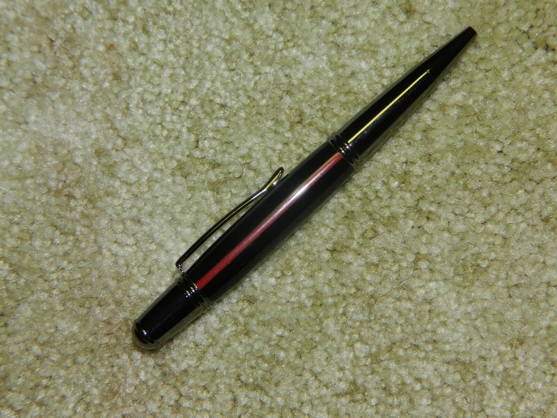 Firefighter Red Lives Matter Twist Pen w /Bright Gunmetal Trim & Thin Red Line