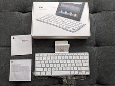 Apple iPad Keyboard Dock A1359 30-Pin 1st, 2nd Generation iPad Accessory