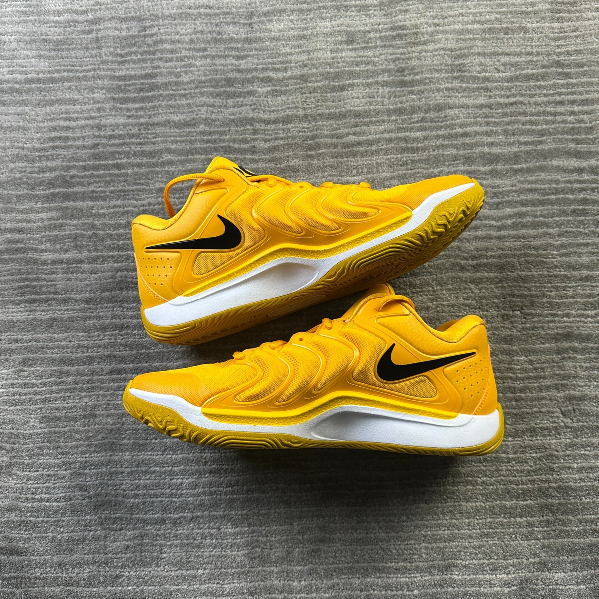 Nike Air KD 17 TB Promo Basketball Shoe University Gold Men  display picture 1