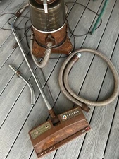 Rainbow Vacuum Canister Vintage D3C w Nozzle R-1650C Attachments Manual VIDEO