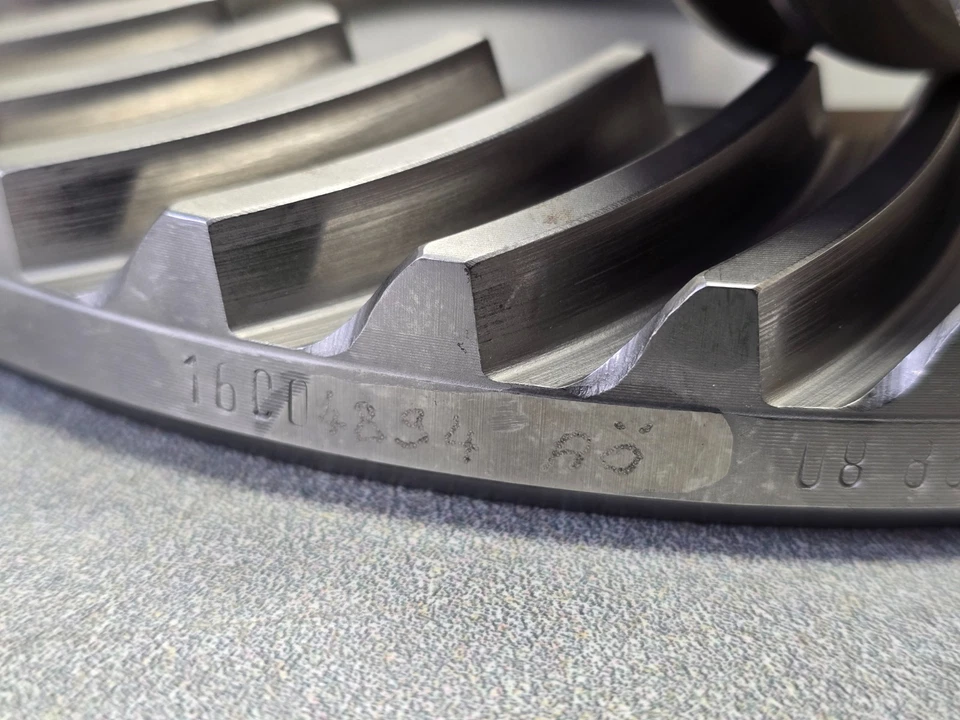 VERY NICE MATCHING ORIGINAL PORSCHE 911 930 9:38 RING AND PINION 8/86 78-89 NLA - Image 4 of 4