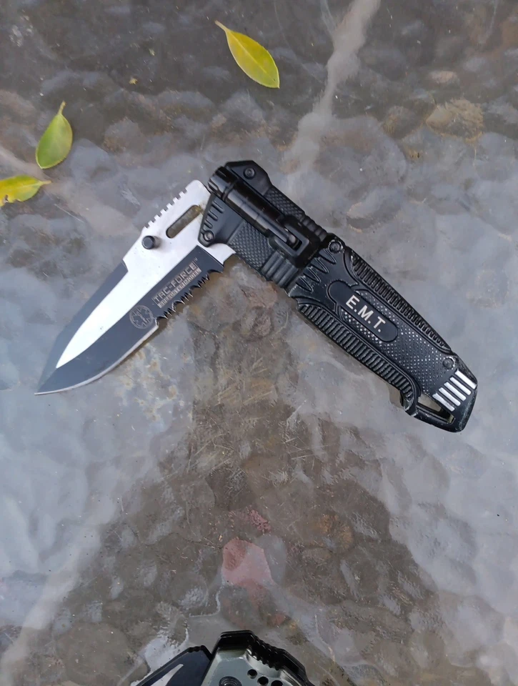 Lote de cuchillos de rescate Tac-force Xtrem-Tac S & W Extrem Ops Coast Speedster Foto 2 de 4