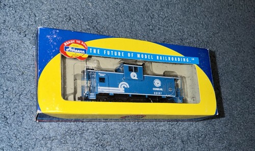 Caboose Athearn Conrail Wide Vision / #7514 / #22137 | Condition: Used