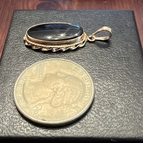 Antique Victorian 14k Yellow Gold Jet Black Onyx Oval Mourning Pendant 1.3” 2g - Picture 4 of 12