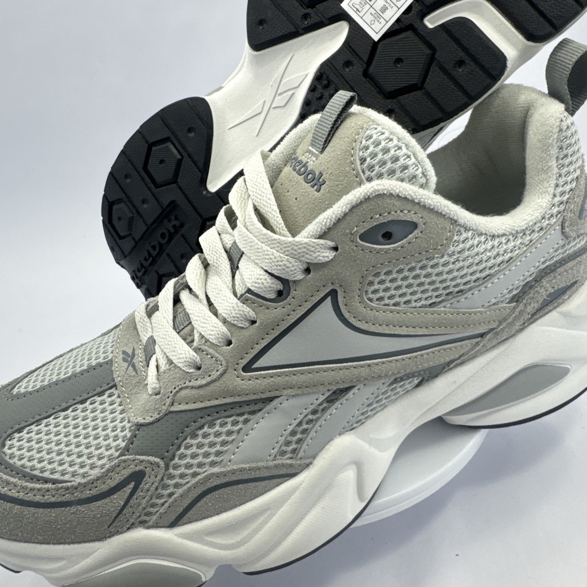 Reebok Royal Charge Bridge Chunky Gray White Leather Run AR30246M