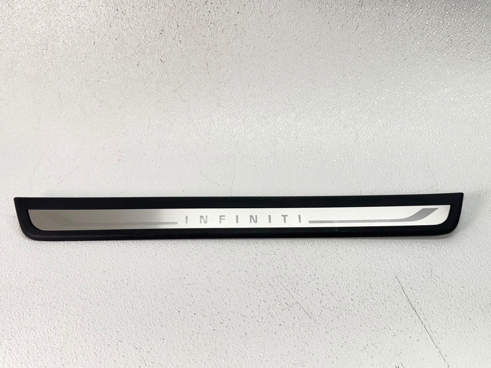 14-24 INFINITI Q50 FRONT RIGHT RH SIDE DOOR STEP SILL SCUFF PLATE COVER TRIM OEM