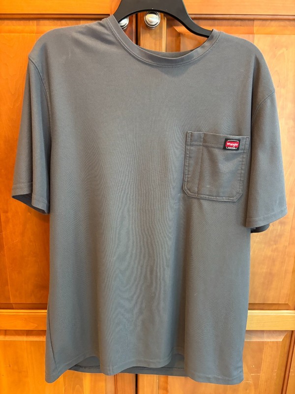 Wrangler Workwear Men’s Charcoal Sz Large Short Sleeve Pocket T-Shirt