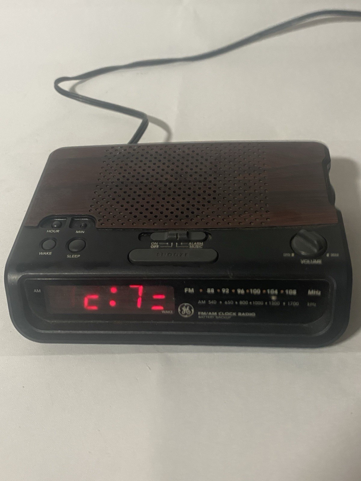 Vintage Woodgrain GE AM/FM 7 4613A Digital Alarm Clock Radio Tested Read Desc