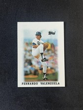 1988 Topps Major League Leaders Minis #54 Fernando Valenzuela Baseball Card