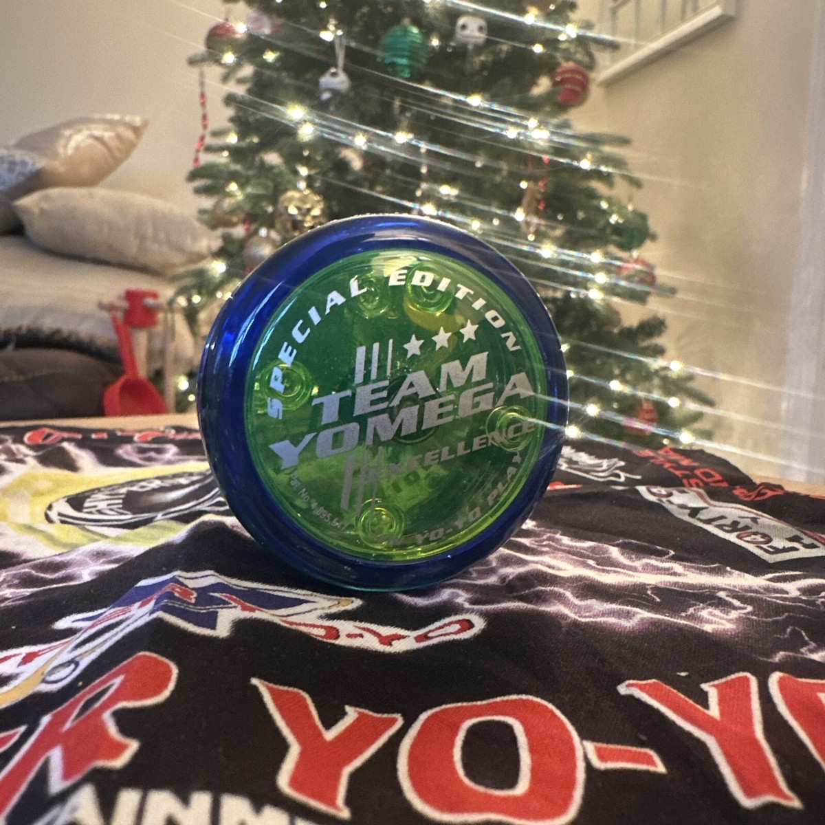 Team Yomega Excellence Special Edition Blue & Green Yoyo! Rare