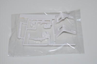 AMT KENWORTH K123 CABOVER GULF 1433/06  PARTS  FRONT LOWER CAB PANELS+MORE 1:25