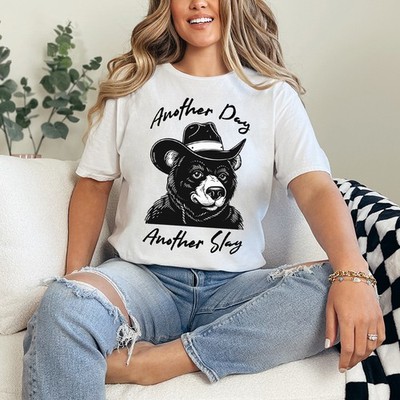 Another Day Another Slay Damen Ring-Spun T-Shirt Western Bär Geschenk für Sie