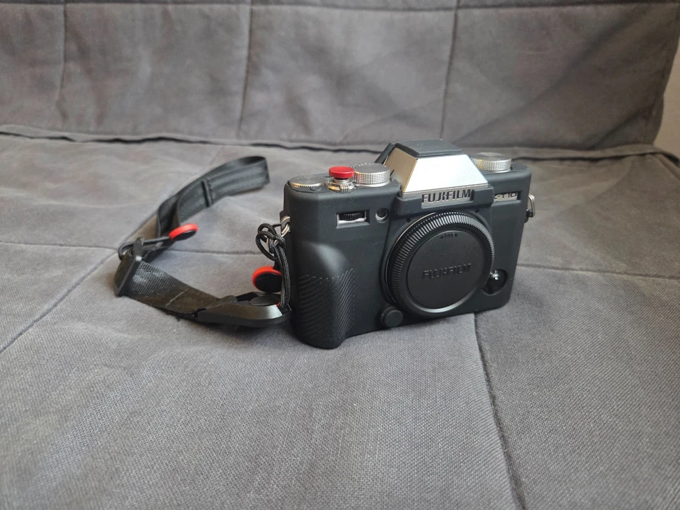 Fujifilm X-T10  + TTArtisan 27/2.8 (neu) – Einsteiger-Set, 3 Akkus, Zubehörpaket - Bild 4 von 4