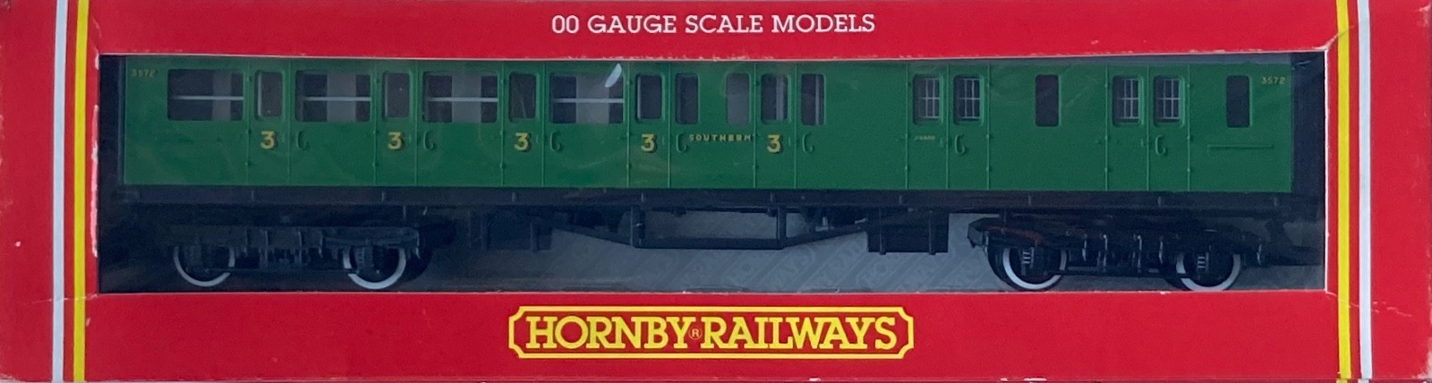 Hornby R425 SR Corridor Brake 3rd Coach in Malachite Green #3562 BNMIB 00 Gauge