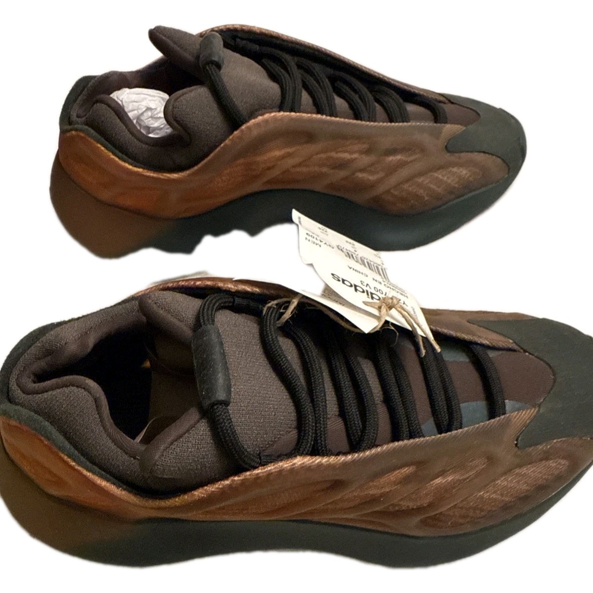 Adidas Yeezy 700 V3 GY4109 Copper Fade Men's Size 4.5 NEW IN BOX Athletic Trendy thumbnail 9