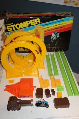RARE 1980s Stomper Super Cycle Triple Threat w Box Near Complete 1980s Schaper
