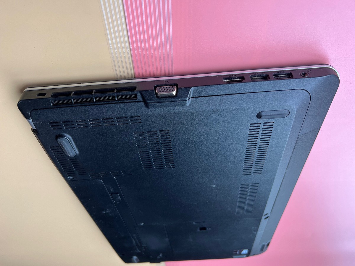 レノボ Lenovo ThinkPad E540 20C6009EJP 2014年発売・Core i3 4000M 