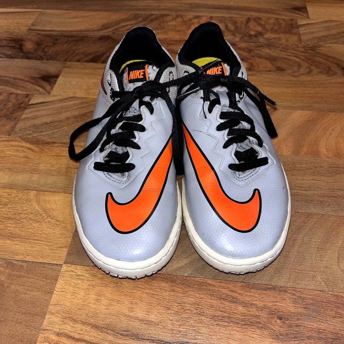 Nike Hypervenom トレーニングシューズ ホワイト/イエロー/グレー Nike Hypervenom Phantom Soccer Boots Youths Sz 4Y White