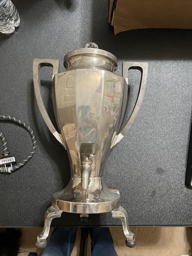 Vintage Universal E9169 Percolator 
