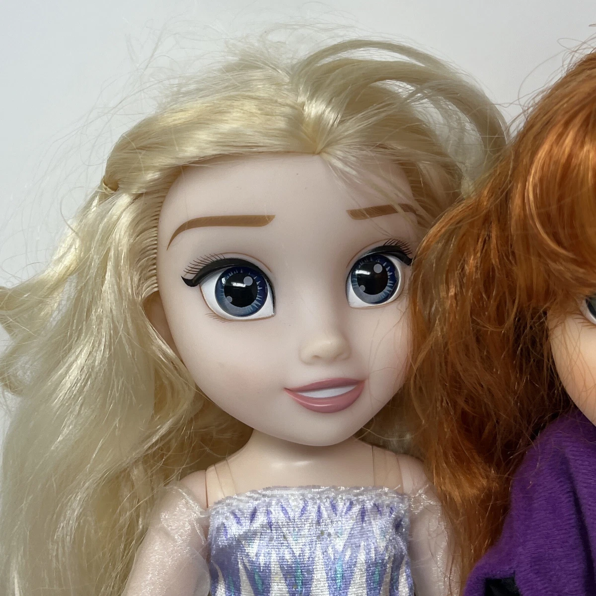 ☆ ANNA E ELSA DA FROZEN 2 ☆ Play with Frozen 2 toys (Anna and Elsa dolls) ☆  