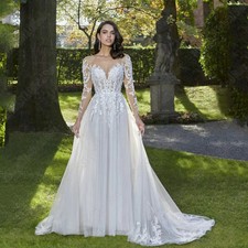 Elegant Long Sleeve Wedding Dresses Backless Bridal Gowns Lace Applique A-Line